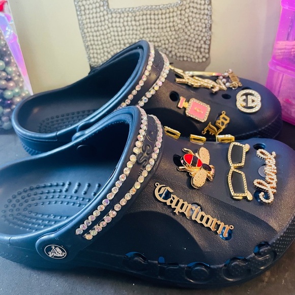 Custom design Crocs - Picture 2 of 16